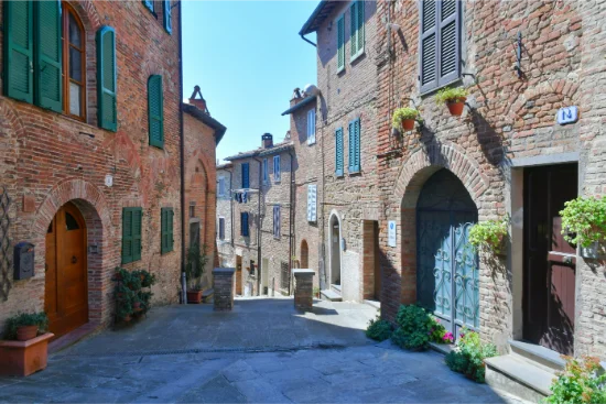 street-houses-citt-della-pieve-medieval-village-umbria-italy.1