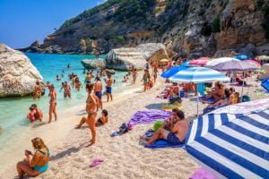 Snorkeling in Sardegna: spiagge, calette e fondali più belli