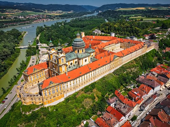 cosa-vedere-in-austria-melk-abbazia