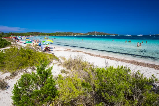 Spiaggia di Cala Brandinchi con Isola Travolara, Sardegna