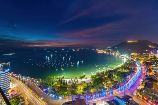 Vung Tau di notte, Vietnam