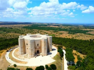 Puglia in autunno: 12 luoghi tra borghi, natura e sapori