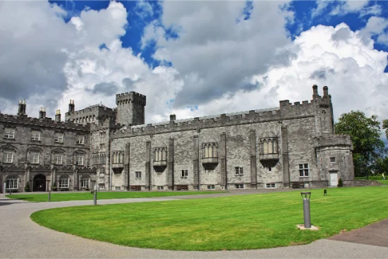 Kilkenny in un giorno: itinerario tra castello, Medieval Mile e vicoli medievali
